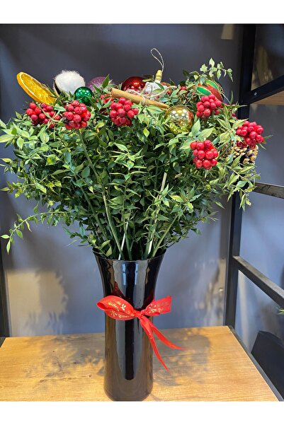 ciceksanat Yılbaşı Temalı Dekoratif Vazo Aranjmanı | Kozalaklı, Nar & Portakal Detaylı ne Kokina çiçeği