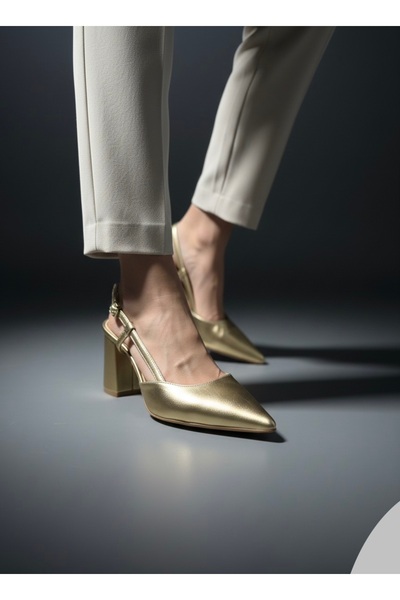 İZCE MODA Women's High Heels with Pointed Toe and Ankle Strap in Gold Color