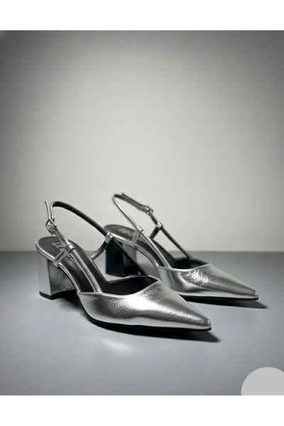 İZCE MODA Women's Heeled Pointed Ankle Strap Silver Crinkle