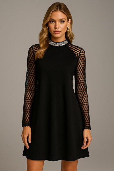 Masspera Kadın Uzun Kollu Pul Payet Detaylı Yarım Balıkçı Yaka Kolları Dantel...