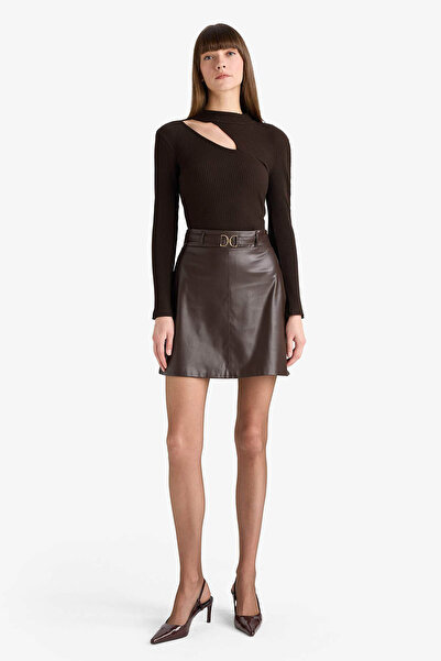 DeFacto Μίνι φούστα από συνθετικό δέρμα με κανονική μέση σε γραμμή Α G1895AX25AU