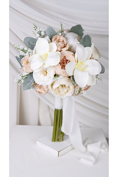 Buketlife krem manolyalı somon krem yeşil yapraklı gelinbuketi gelinçiçeği