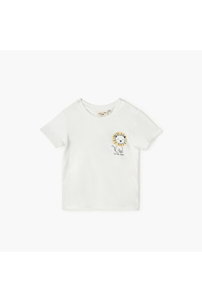 Juniors Lion Print T-shirt with Short Sleeves and Button Closure