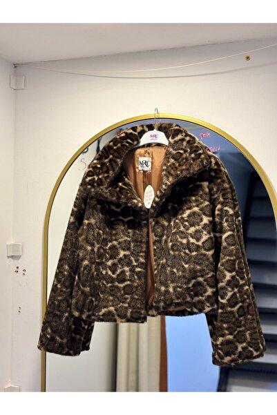 Butik leopar desenli kürk kaban