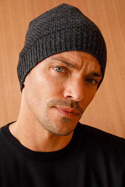 Desen Triko قبعة صوفية للجنسين 22542 ك.فومي