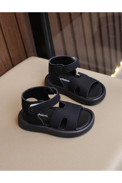 Sheya Shein sandals, black