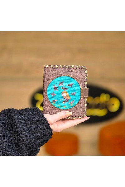 HOODİEMOUSE Crow Girl Figured Small Wallet Ethnic Bohemian Retro Style - Brown