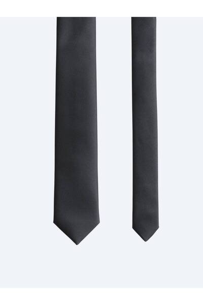 Kip ربطة عنق سوداء