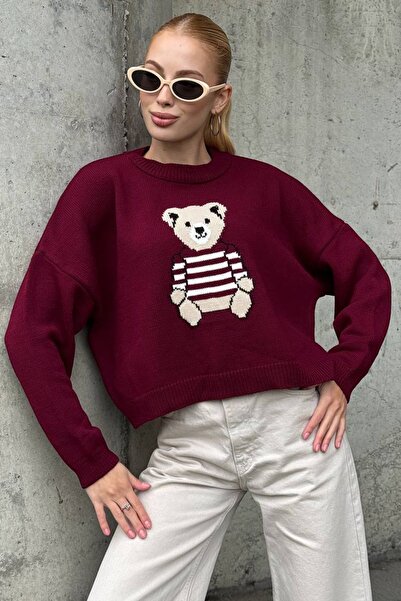 Trend Alaçatı Stili Women's Burgundy Teddy Bear Printed Crew Neck Oversized Knitwear Sweater Vs01422