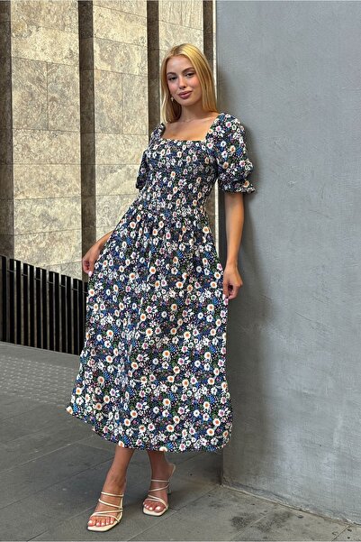 Trend Alaçatı Stili فستان نسائي من قماش إكرو مزين بنقشة زهور وياقة مادونا مع ...