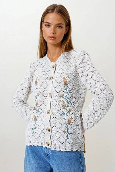 Trend Alaçatı Stili Women's Ecru Openwork Floral Embroidered Buttoned Knitwea...