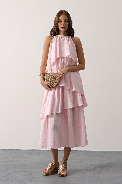Trend Alaçatı Stili Kadın Pembe Yaka Süslemeli Kat Kat Akışkan Kesim Midi Boy...
