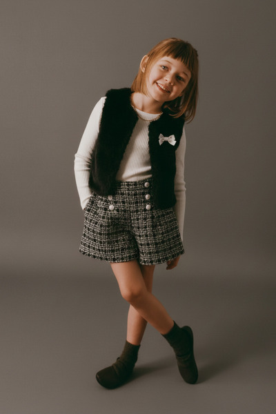 Magu مجموعة شورتات منقوشة من القطيفة السوداء طقم فيست للفتيات – طقم أنيق ذو نسيج داخلي من القطن