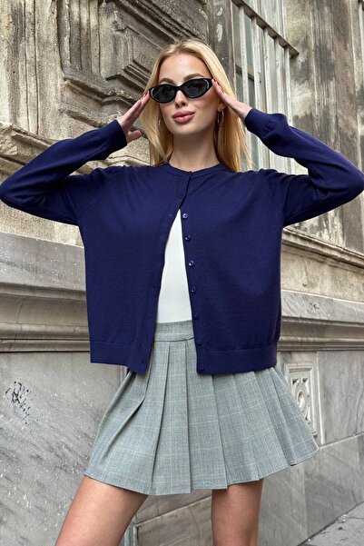 Trend Alaçatı Stili Women's Navy Blue Crew Neck Buttoned Knitwear Cardigan Vs...