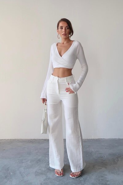 Trend Alaçatı Stili Women's White Five-Pocket Wide Leg Muslin Trousers Vs00674