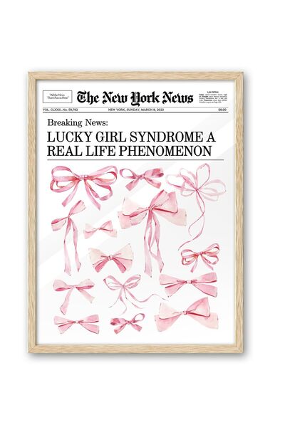 ALAYRA International ALAYRA Natural OAK Wood Trendy Retro Newspaper Headline ...