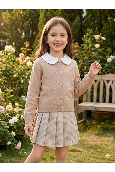 Momivi Kids Baby Girl Beige Cardigan Plaid Set – Stylish Casual Baby Combination