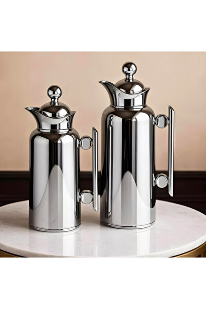 Generic New thermos set with a modern chrome design