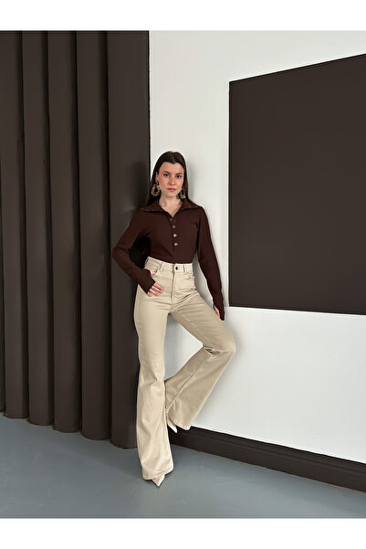 LE CARAMBOLE Women's Brown Slip-On Blouse with Snap Buttons on the Front