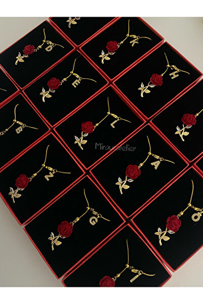 Miraura Atelier Asansörlü Çelik Zincir Harfli Gül Kolye