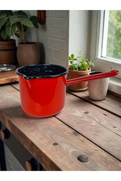 Emailul Medias Ibric cilindric 1,5L gradat, roșu cu stropi negri – ibric emailat pentru cafea și ceai