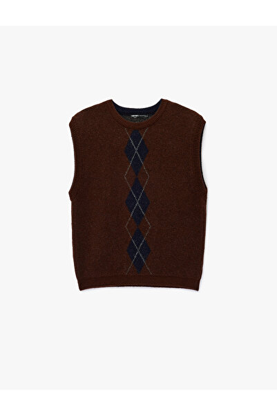 Koton Crew Neck Diamond Patterned Sleeveless Knit Sweater