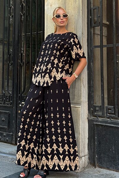 Trend Alaçatı Stili Women's Beige Crew Neck Patterned Blouse and Pants Set Vs...