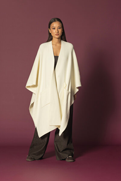 Coral جيب تريكو بونشو