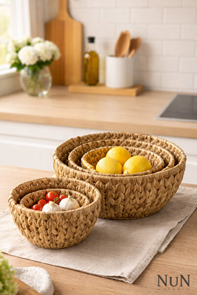 Nun Studio Doğal Hasır Örgü Dekoratif Yuvarlak Çerezlik Sepet & Saksı – Bohem...