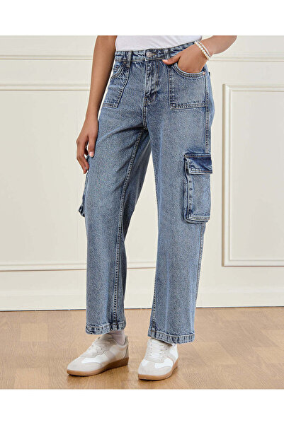 REDTAG بنطال واسع الساقين بلون أزرق فاتح مع جيب جانبي كبير