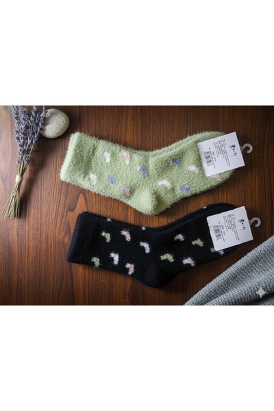 TChic 2 Pairs of Black and Green Plush Socks with Heart Detail