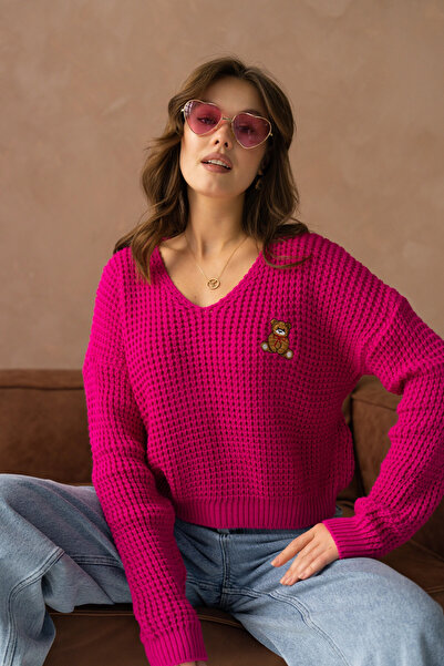 Park Karon سترة تريكو حياكة دانتيل بتفاصيل مطرزة ورقبة على شكل حرف V للسيدات 225008