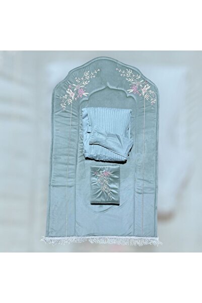 prayer mat1 Prayer mat set with prayer rug