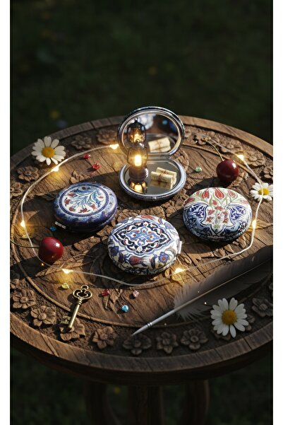 Şirin 1 adet Çift Taraflı Desenli Cep Aynası