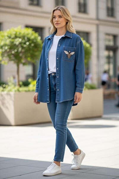 SEVINA BUTİK Denim Charm” – OVERSİZE Arı Detaylı Kot Gömlek-Ceket
