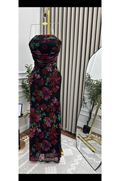 AREEJ FASHION Elegant evening dress with an attractive feminine design