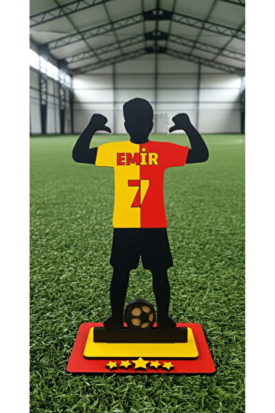 M&C tasarım Kişiye Özel Futbolcu Masa Dekoru – İsim & Forma Numaralı