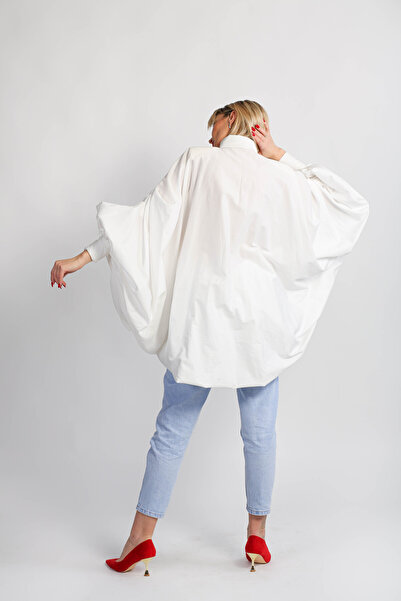 LOFTY FASHION Camasa fluture, alba cu maneci bufante si design unicat