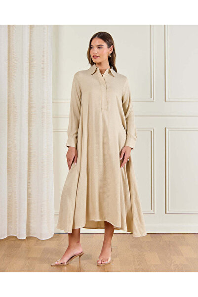 REDTAG فستان نسائي بيج اللون بياقة من قماش الجاكار