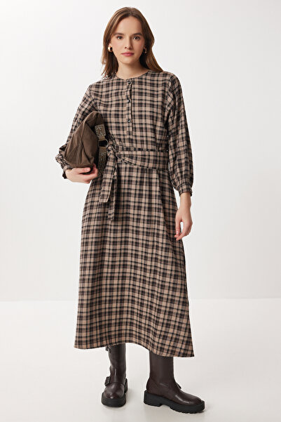 Lovelyİstanbul Kuşaklı Kareli Kloş Dokuma Elbise LNT0018 KAHVERENGİ VİZON