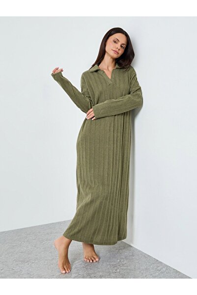 Styli فستان نوم بأكمام طويلة مضلعة بلون الكاكي