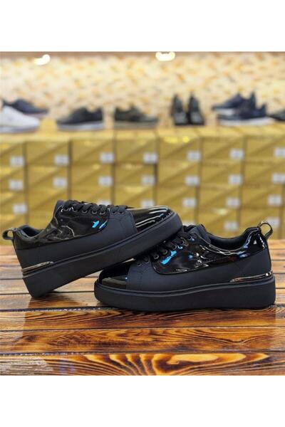 Parlak Hakiki Deri Metal Detaylı Günlük Sneakers Ayakkabı