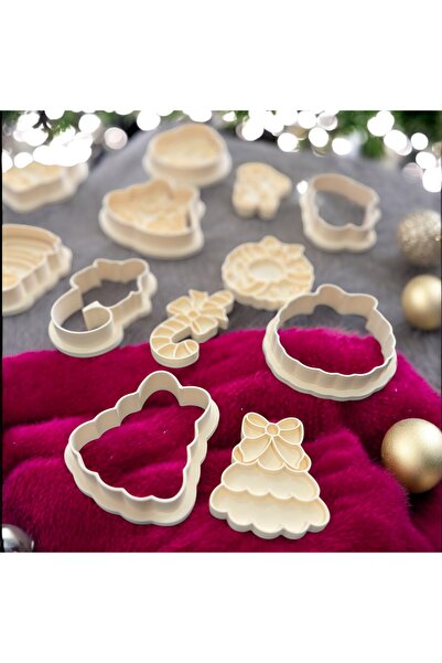 Home قالب كوكيز رأس السنة الجديدة 8 قطع (16 قطعة)