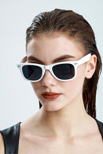 miii Rectangular Transparent Sunglasses That Change Color According to Light