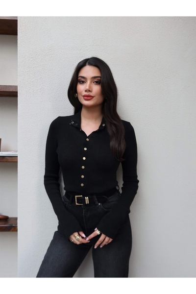 ESRAHELVACI Turtleneck Snap Fastener Knit Sweater