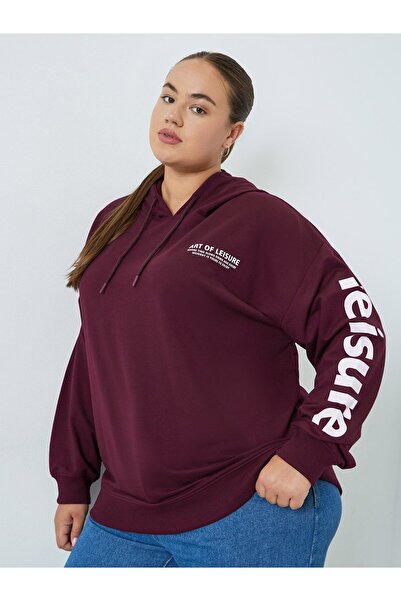 Styli Plus Size Regular Fit Longline Slogan Hoodie