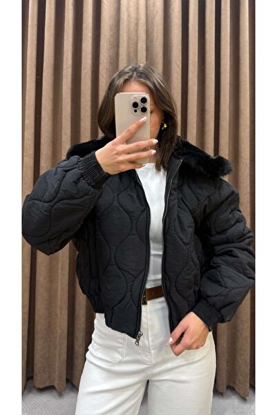 Maysa POSEY KÜRK DETAYLI KAPİTONE MONT-SİYAH