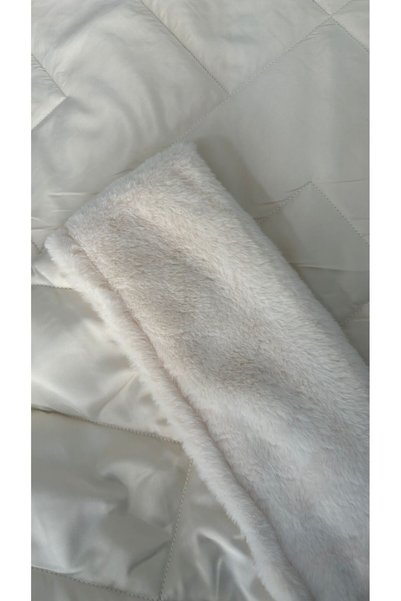 Bottega Home Maria Cream Edge Plush Detailed Bedspread (240X260)