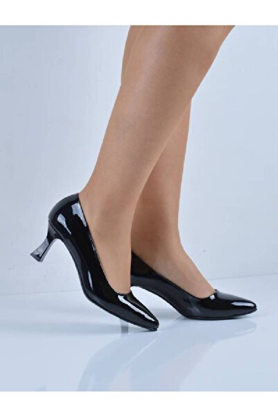 Şanslı Ayakkabıcılık Black Patent Leather Champagne Heeled Shoes