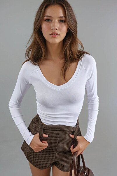 Hiccup BUSEM V Yaka Uzun Kollu Vücuda Oturan Bluz